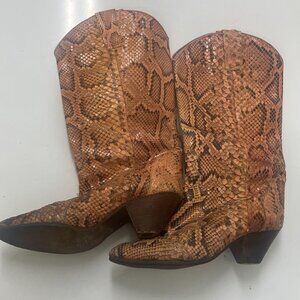 Vintage Italian Python Snakeskin Western Ankle Boots Made in Italy Pointed Toe S